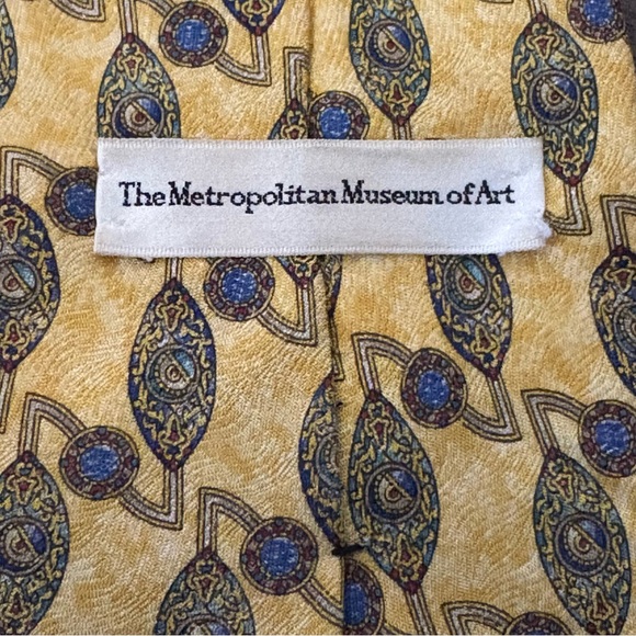 TWO Metropolitan Museum of Art Ties Blue Red Pattern Yellow Geometric Silk - Picture 5 of 12
